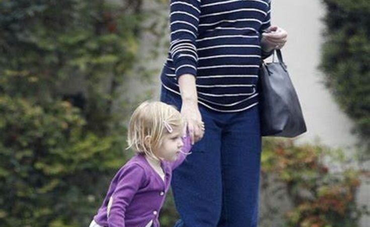 Violet Krasinski: Latest Images of John Krasinski and Emily Blunt’s Daughter